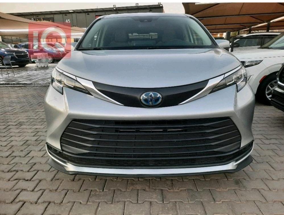 Toyota Sienna
